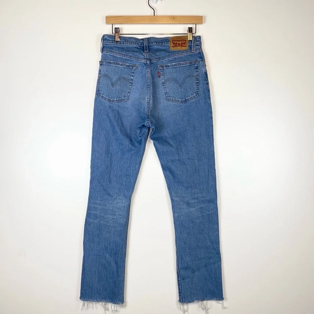 Levi’s Wedgie Icon Jeans in Truth Unfolds 28